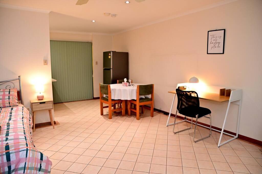 Spacious Studio In Alicesprings Queenbed+Ksairbed Alice Springs Exterior foto