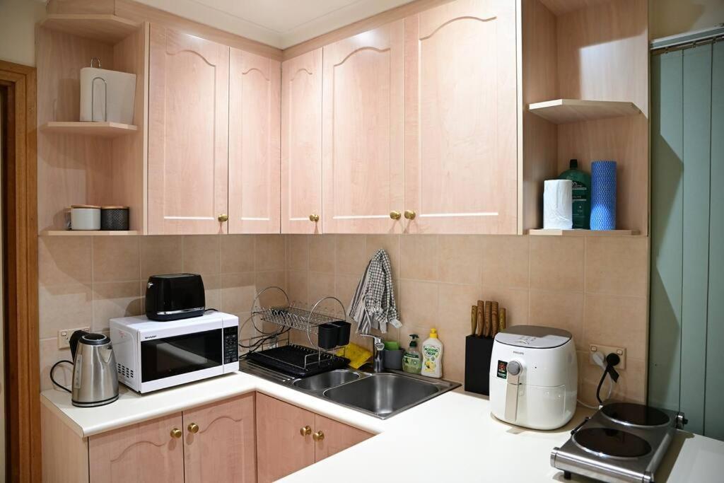 Spacious Studio In Alicesprings Queenbed+Ksairbed Alice Springs Exterior foto